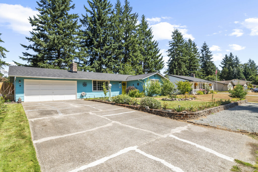 Front of the house 4619 123rd Place NE, Marysville, WA 98271