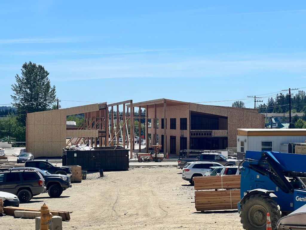 A picture of the Cedarside Community in Stanwood, WA still under construction.